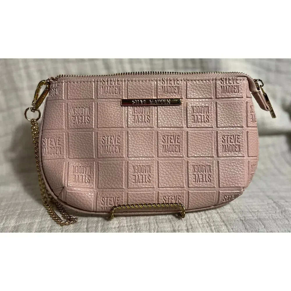 Steve Madden Wristlet in Pale pink